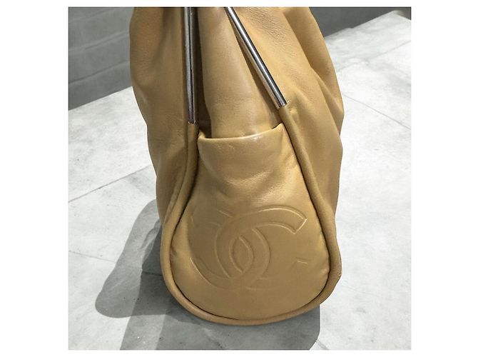 Vintage CHANEL Soft Hobo Bag Caramel Silver hardware - view 6