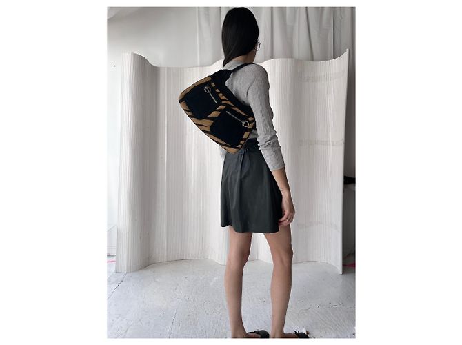 Salvatore Ferragamo Borsa Gancini in pelo di pony Ferragamo Nero - vista 6