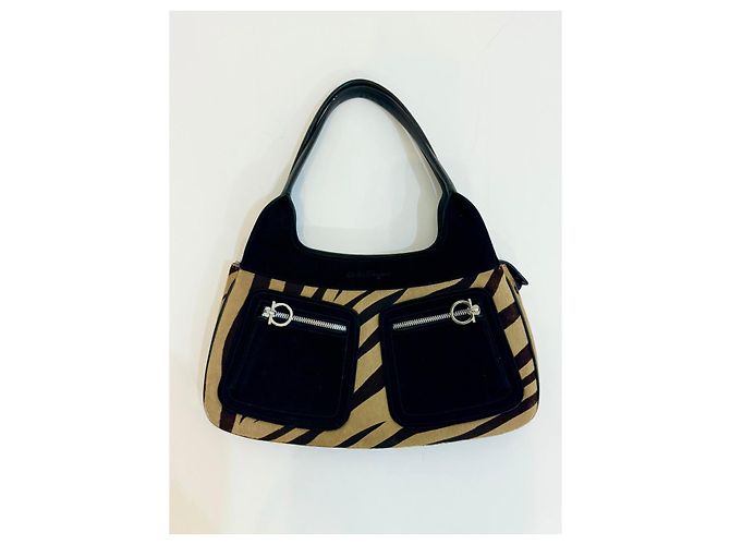Salvatore Ferragamo Borsa Gancini in pelo di pony Ferragamo Nero - vista 7