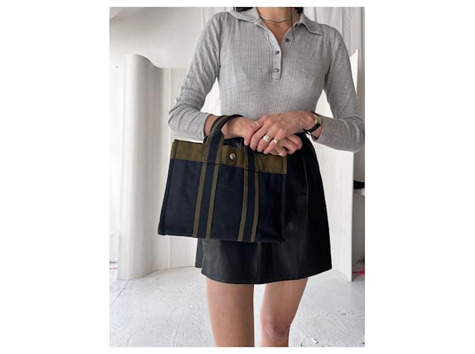 Hermès Fourre Tout PM Verde - vista 2