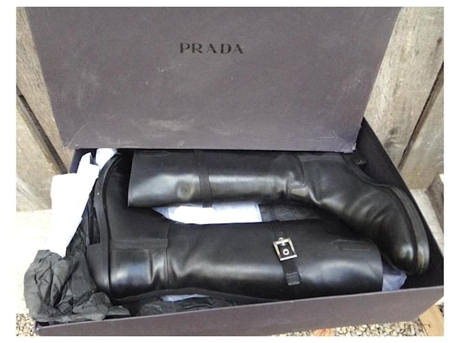Botas Prada de cuero negro - vista 2