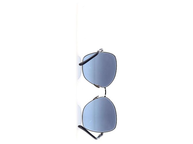 Timeless Gafas de sol de gran tamaño tintadas en azul con cadena de metal Chanel - vista 7