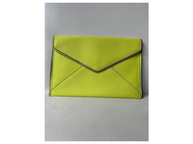 Clutch Rebecca Minkoff in pelle verde mela - vista 2