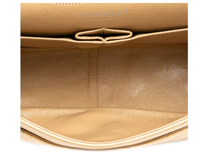 Chanel Gold Reissue 2.55 in pelle di vitello invecchiata Double Flap 227 D'oro - vista 4