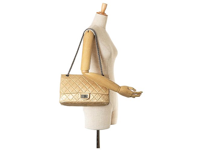 Chanel Gold Reissue 2.55 in pelle di vitello invecchiata Double Flap 227 D'oro - vista 9