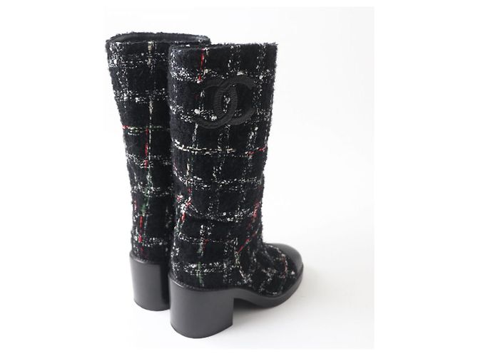 Botas largas de cuero y tweed Chanel G39614 negras - vista 2