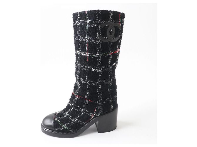 Botas largas de cuero y tweed Chanel G39614 negras - vista 4