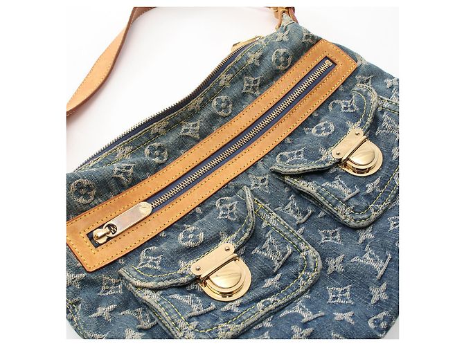 Sac à bandoulière Louis Vuitton Monogram Denim Baggy PM - vue 9