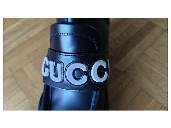 GUCCI STIVALETTI DONNA CON LOGO E SUOLA A CARRARMATO. Nero - vista 7