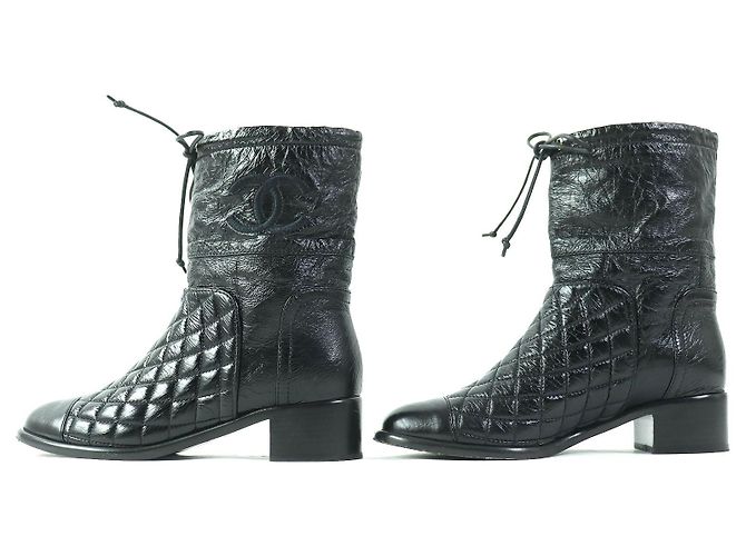 Botas cortas de cuero negro COCO Mark de Chanel G34096 - vista 3