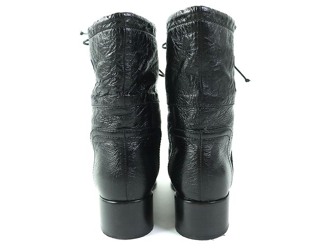 Botas cortas de cuero negro COCO Mark de Chanel G34096 - vista 5