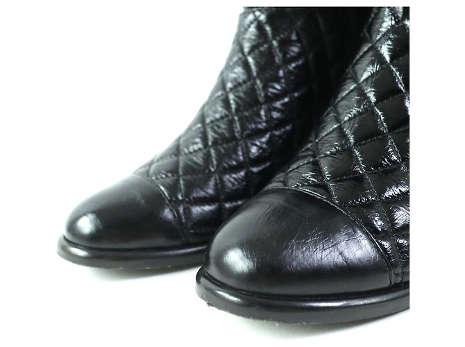 Botas cortas de cuero negro COCO Mark de Chanel G34096 - vista 7