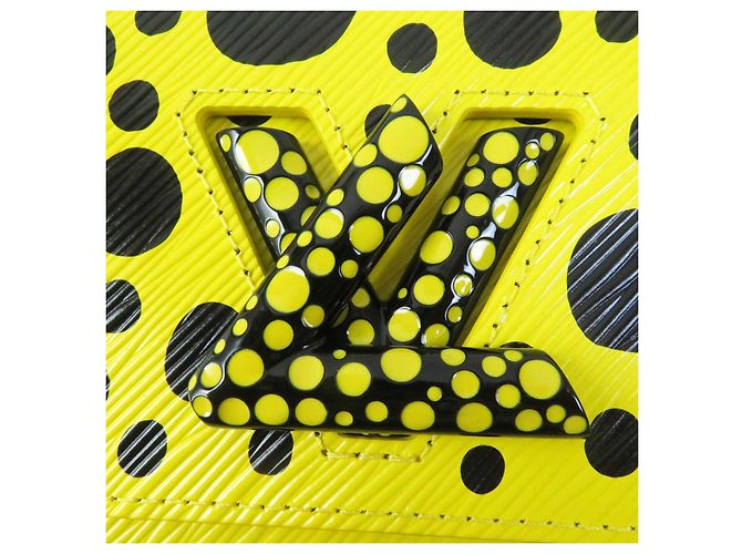 Borsa Epi Twist PM con pois dipinti Louis Vuitton Giallo - vista 10
