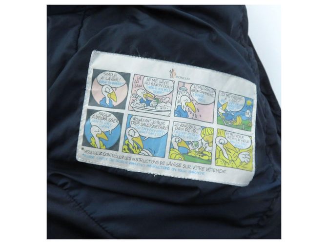 Cappotto in nylon imbottito Moncler FLAMMETTE blu navy per donne - vista 10