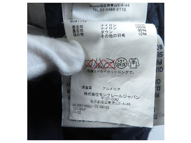 Cappotto in nylon imbottito Moncler FLAMMETTE blu navy per donne - vista 14