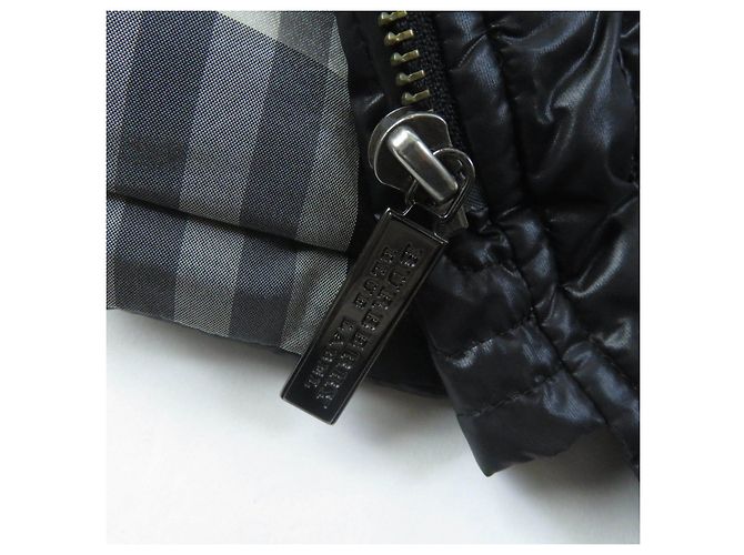 Casaco de nylon acolchoado Burberry com capuz de pele preto - vista 9