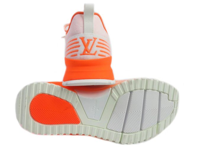 Baskets de course Louis Vuitton VNR Logo Orange Néon - vue 4