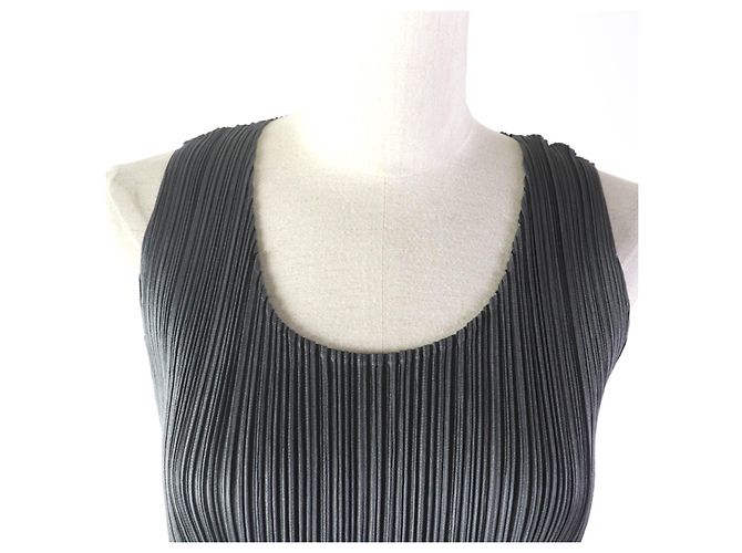 Autre Marque Top sin mangas U gris PLEATS PLEASE - vista 4
