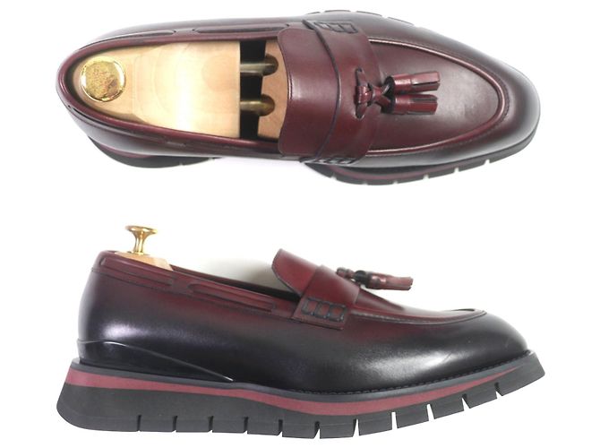 Mocassini in pelle con nappine Louis Vuitton neri 7 - vista 5