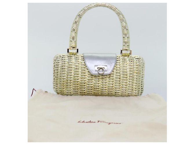 Borsa a mano Gancini in vimini argento oro Salvatore Ferragamo Auth 89809A D'oro - vista 21