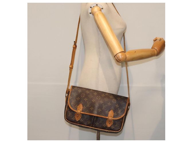 LOUIS VUITTON Monogram Gibeciere MM Borsa a Spalla M42247 LV Auth 89955 Monogramma - vista 26