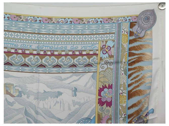 Hermès NUEVE RARO BUFANDA HERMES LA MUJER CON SUELAS DE VIENTO ALINE HONORE BUFANDA CUADRADA Multicolor - vista 2