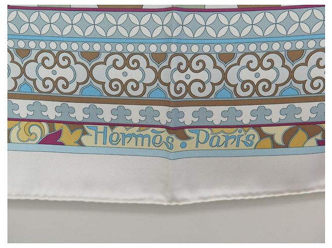 Hermès NUEVE RARO BUFANDA HERMES LA MUJER CON SUELAS DE VIENTO ALINE HONORE BUFANDA CUADRADA Multicolor - vista 5