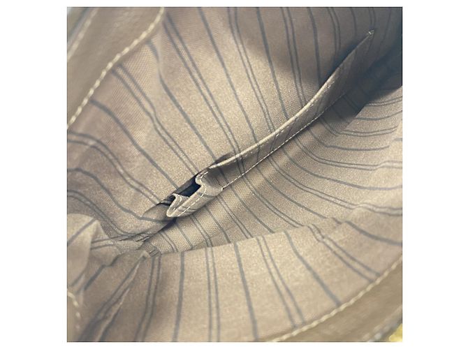 Borsa Clutch Louis Vuitton Monogram Empreinte Petillante - vista 4