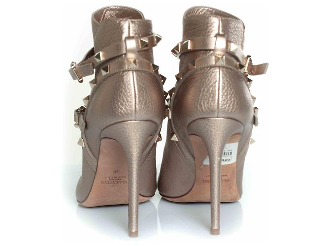 Stivaletti in pelle Rockstud di Valentino Garavani Metallico Bronzo - vista 5