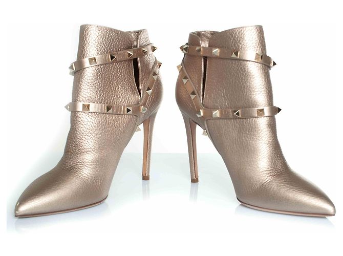 Stivaletti in pelle Rockstud di Valentino Garavani Metallico Bronzo - vista 7