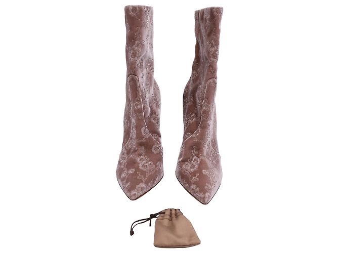 Stivaletti ricamati Gianvito Rossi in velluto rosa - vista 17