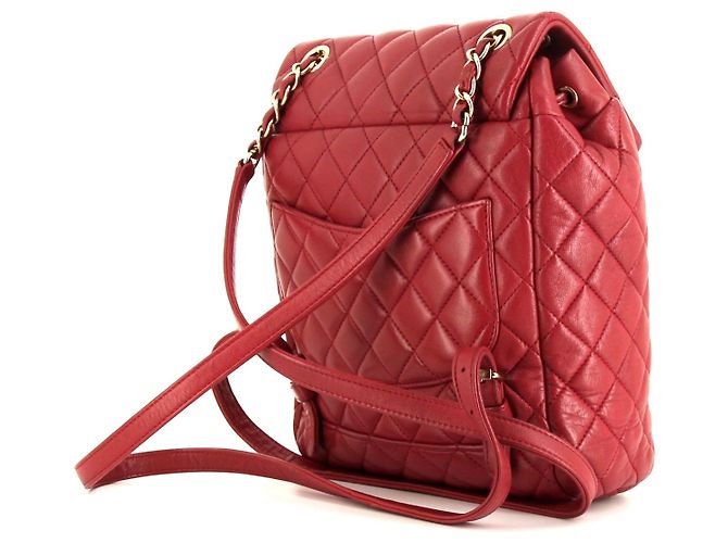 Chanel Timeless backpack in raspberry pink quilted leather Red - view 2