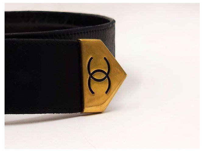 Chanel Vintage Karl Lagerfeld Leder- und Medaillon-Gürtel Schwarz - Ansicht 8
