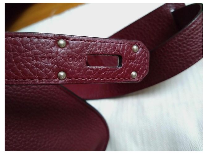 Borsa a tracolla Hermès Jypsiere in pelle bordeaux Bordò - vista 17