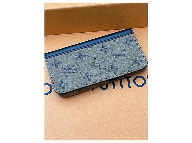 Funda Louis Vuitton iPhone marrón de tela Castaño - vista 8