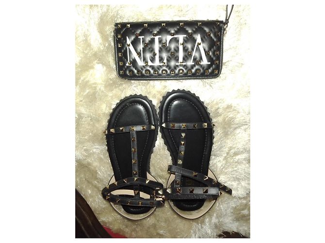 Autre Marque Sandali Valentino Rockstud in pelle nera Nero - vista 3