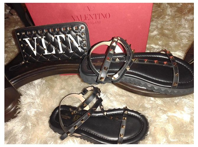 Autre Marque Sandali Valentino Rockstud in pelle nera Nero - vista 4