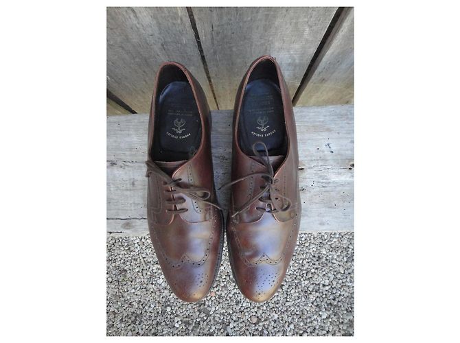 Autre Marque Scarpe stringate Brooks derby in pelle marrone - vista 2