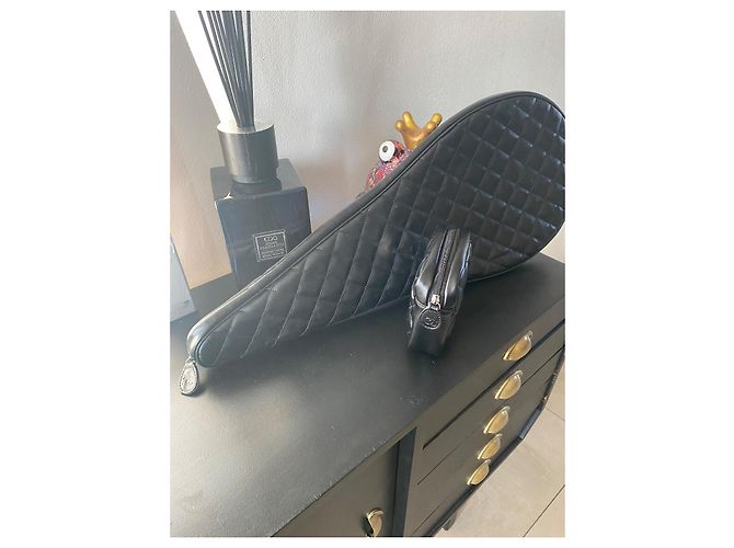 Autre Marque Chanel Bolsa de Raquete de Tênis Couro Preto Acolchoado - vista 3