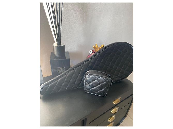 Autre Marque Chanel Bolsa de Raquete de Tênis Couro Preto Acolchoado - vista 4