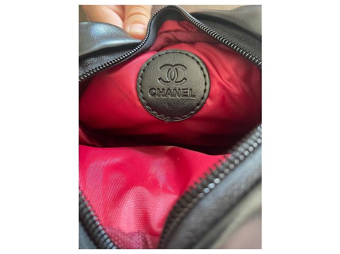 Autre Marque Chanel Bolsa de Raquete de Tênis Couro Preto Acolchoado - vista 5