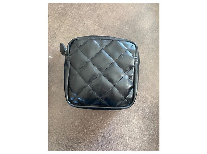 Autre Marque Chanel Bolsa de Raquete de Tênis Couro Preto Acolchoado - vista 8
