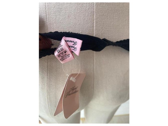 Bretelle Agent Provocateur in pizzo nero e rosa - vista 5