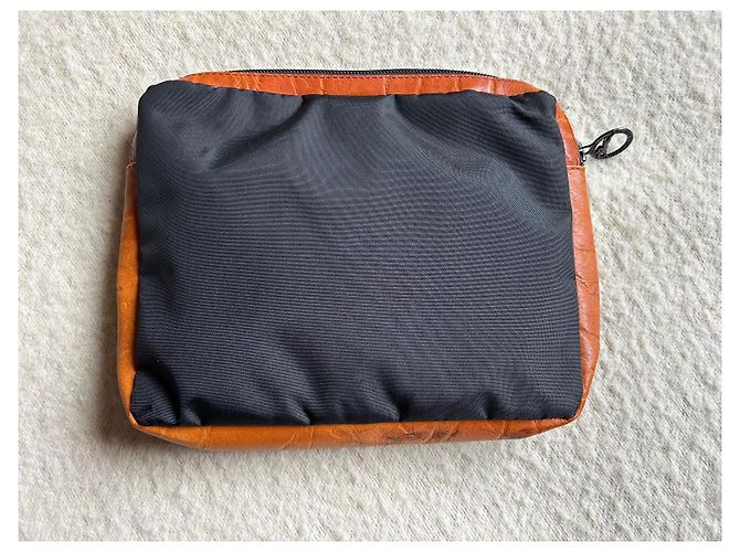 Pochette Longchamp in Nylon e Pelle Marrone Nero - vista 3
