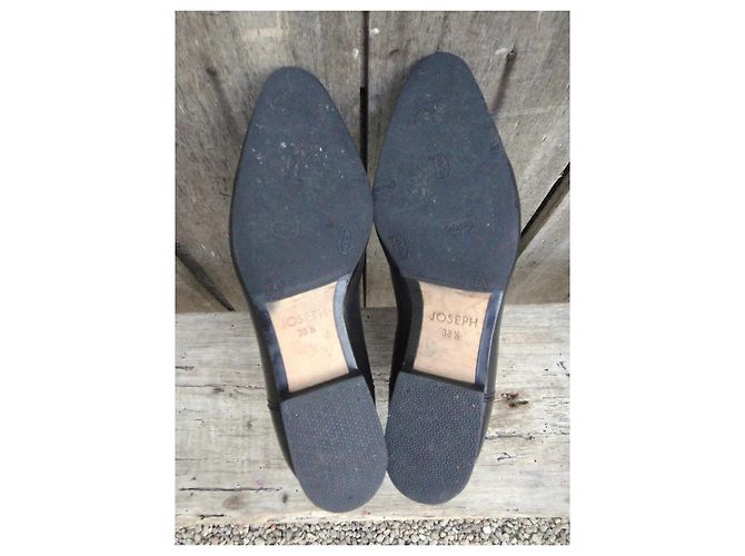 Stivaletti Chelsea Joseph in pelle nera Nero - vista 5