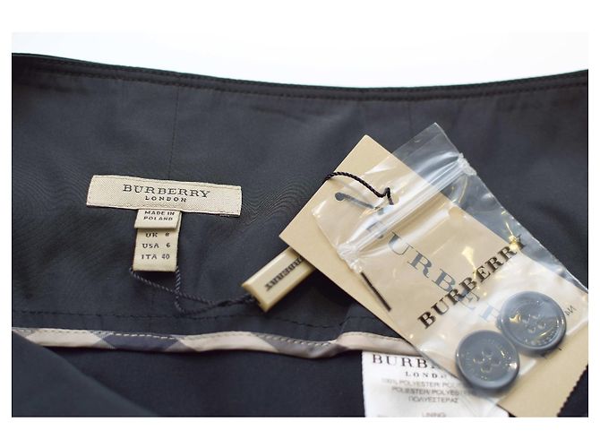 Falda corta Burberry negra de poliéster con cinturón Negro - vista 3