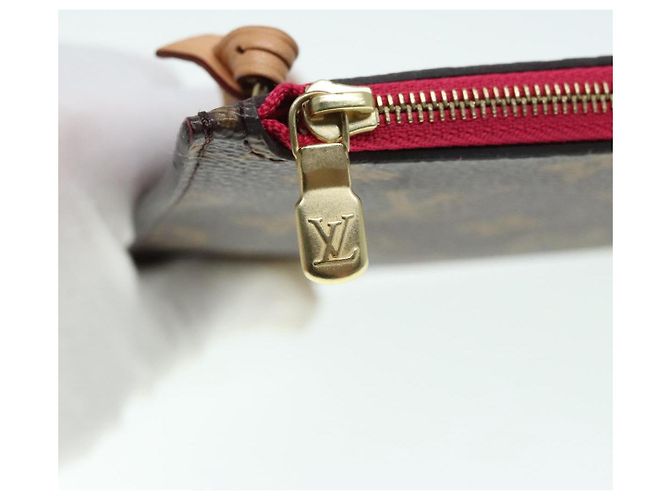 LOUIS VUITTON Monogram Neverfull MM Pouch Accessory Pouch LV Auth 89913 - view 8