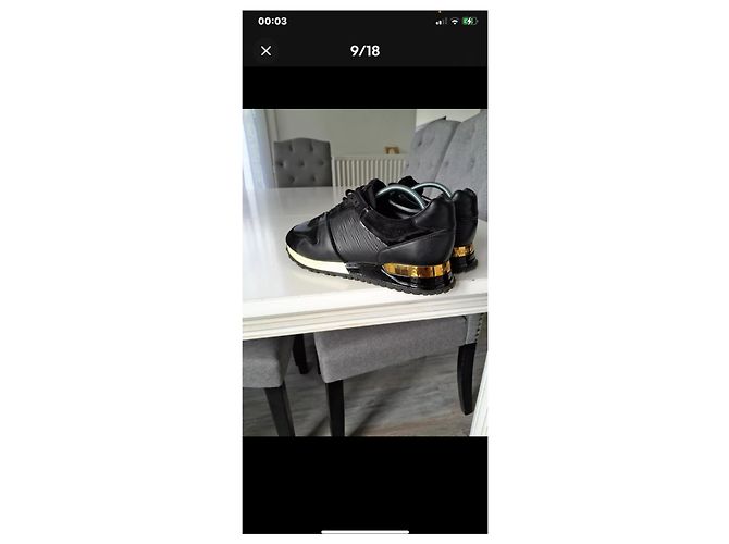Louis Vuitton Run away Sneaker aus schwarzem Leder - Ansicht 10