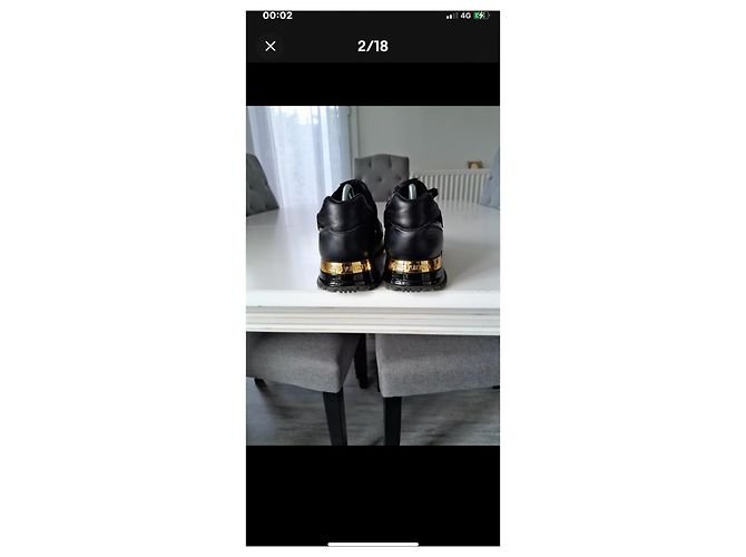 Louis Vuitton Run away Sneaker aus schwarzem Leder - Ansicht 3