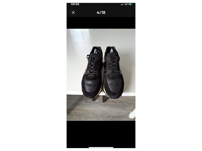Louis Vuitton Run away Sneaker aus schwarzem Leder - Ansicht 5